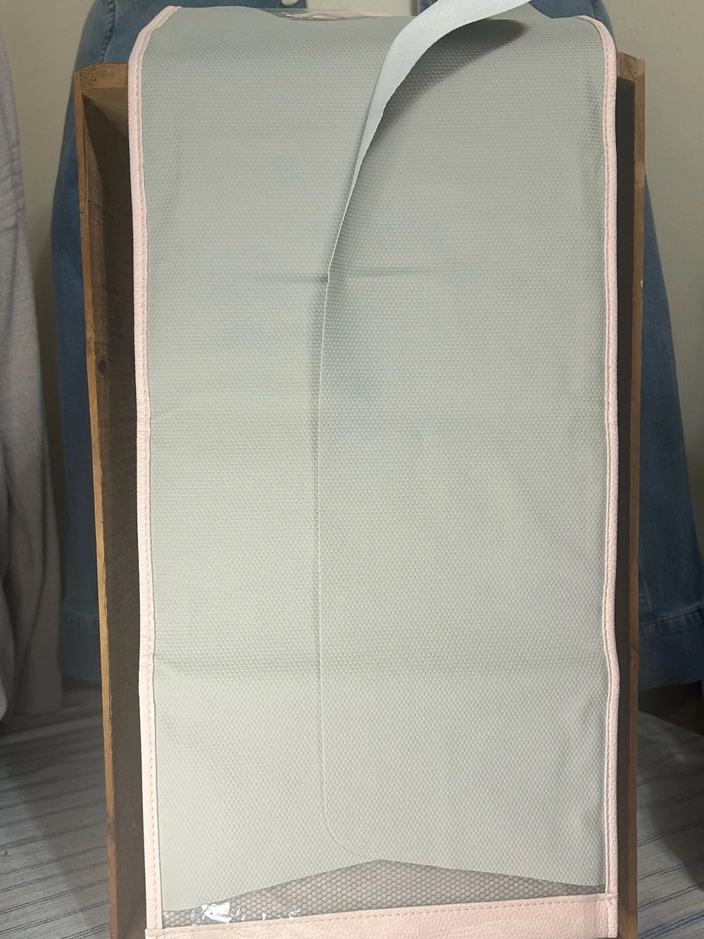 CAPTIV8 C8 BLUSH ROLL-UP